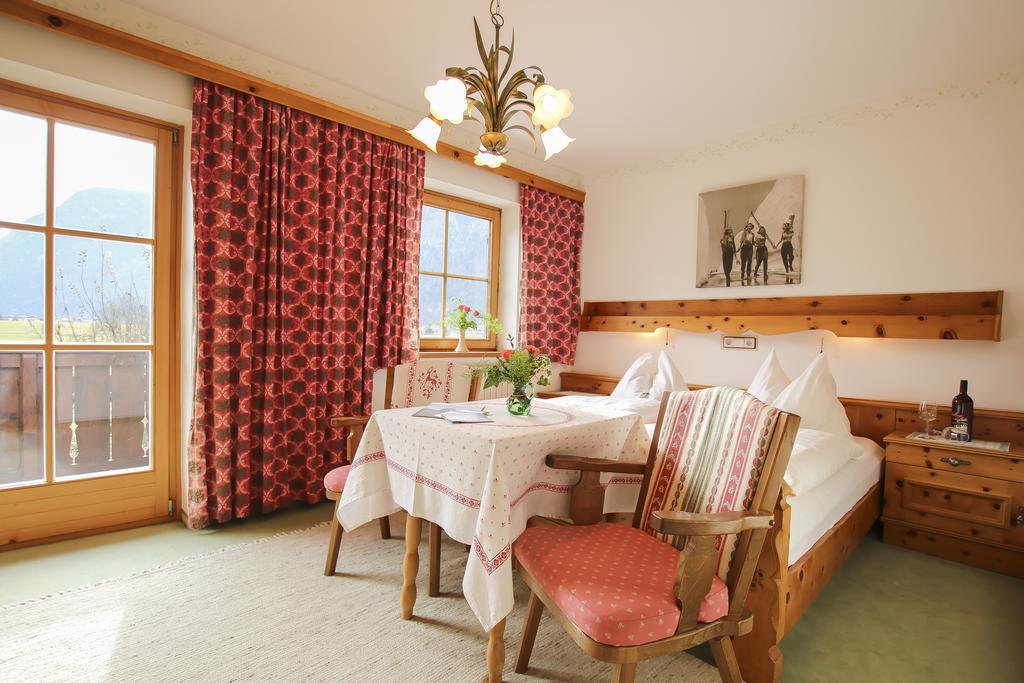 Haus Hohenwarter Hotel Lofer Kamer foto